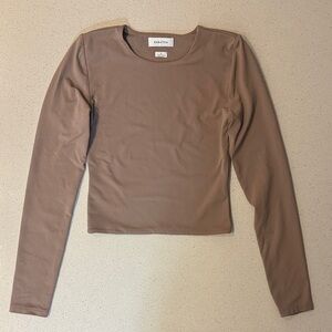 Aritizia Babaton Contour Long Sleeve
